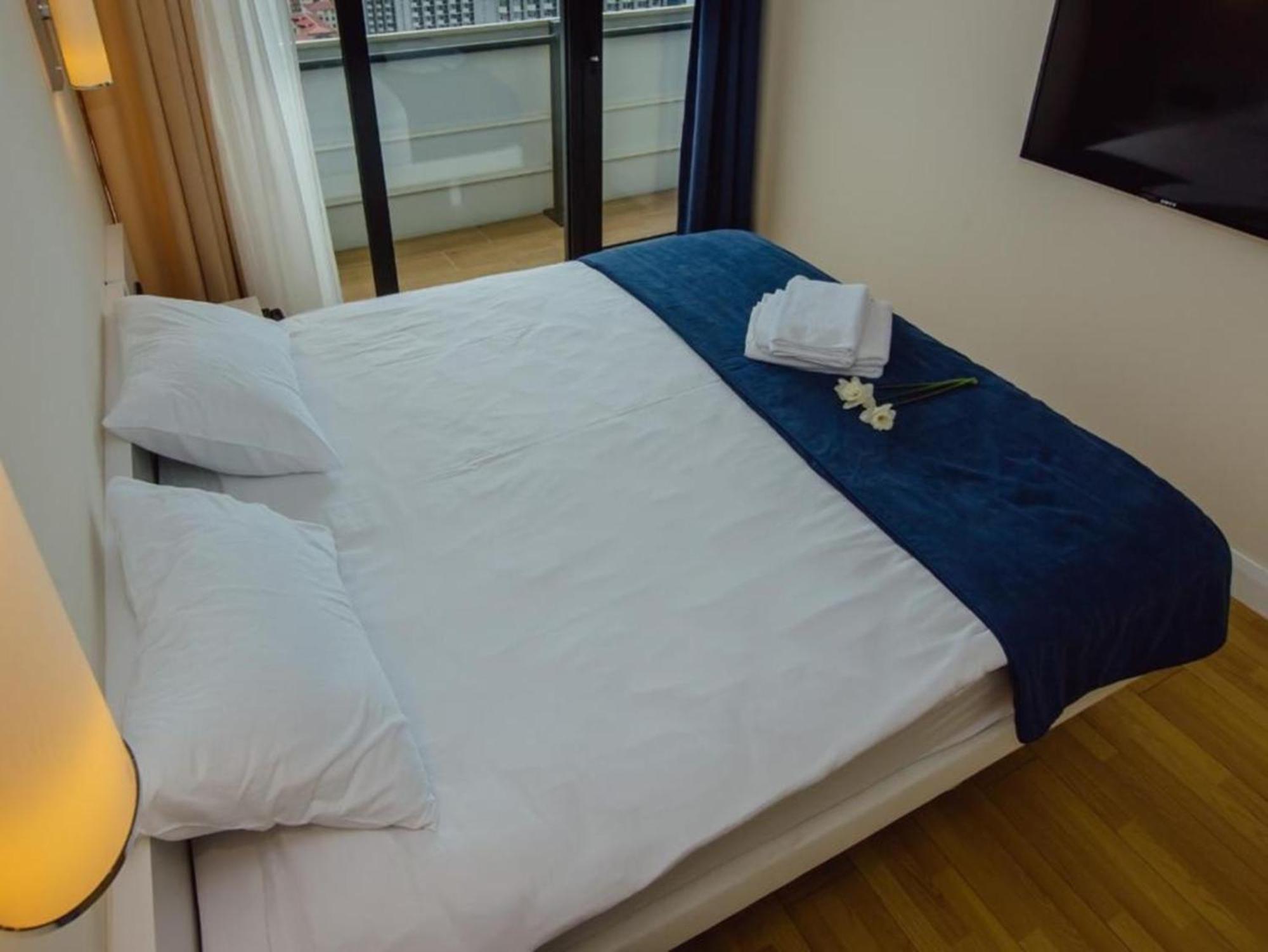 Orbi City Twin Towers Apartamento Batumi Exterior foto