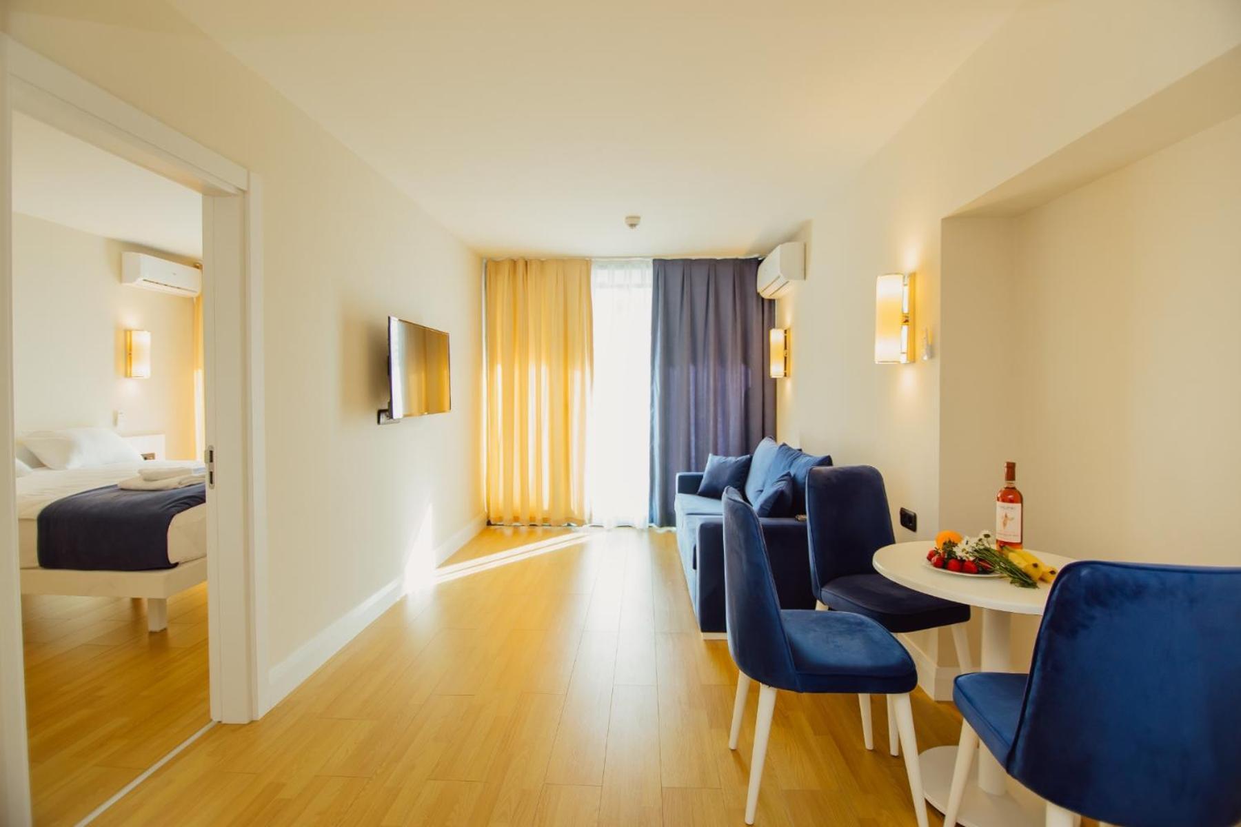 Orbi City Twin Towers Apartamento Batumi Exterior foto