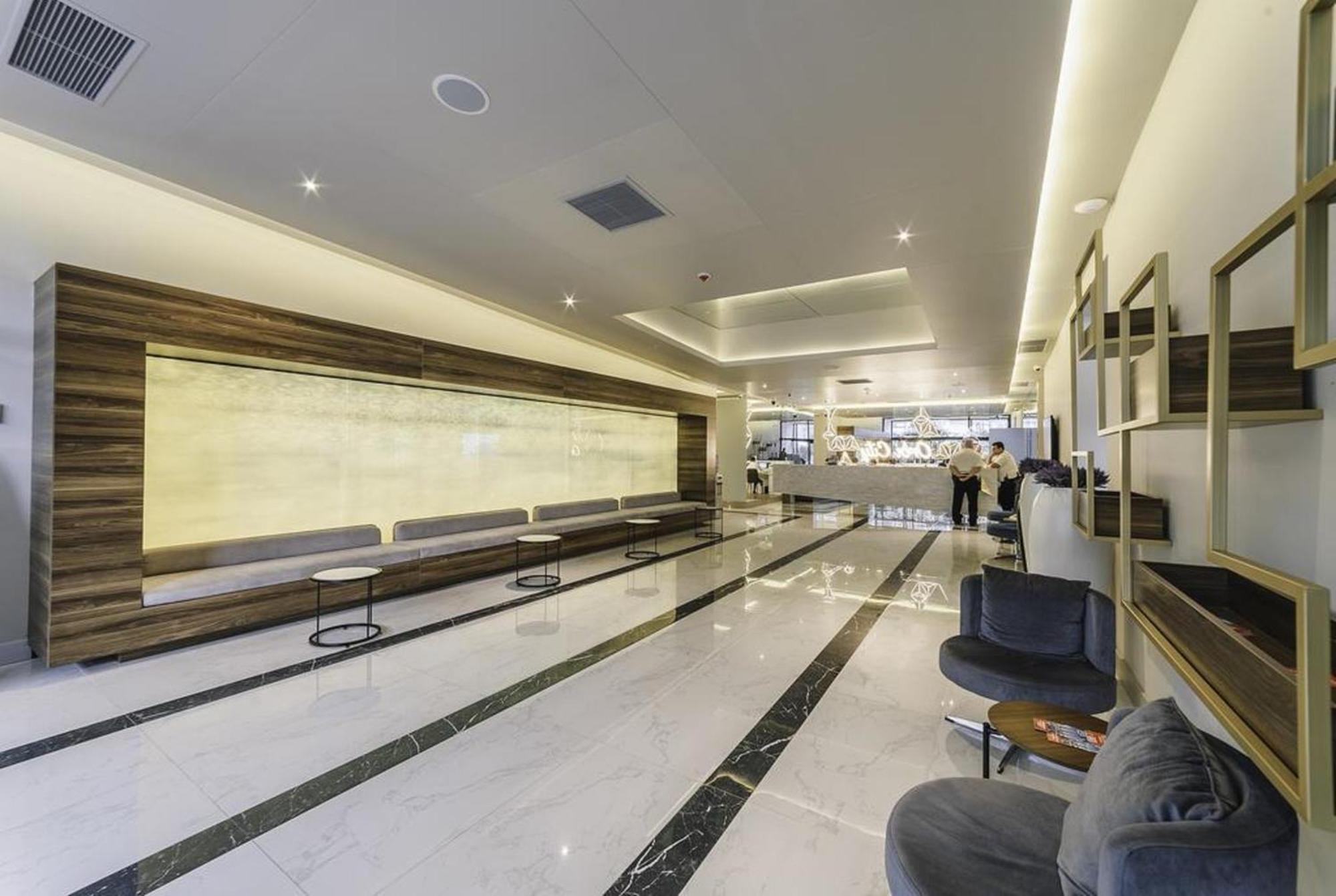 Orbi City Twin Towers Apartamento Batumi Exterior foto